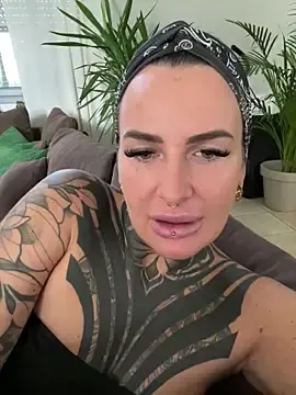 Stripchat Adult Video Chat of KathaleaNoir