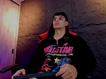 Stripchat Adult Webcam of joseph_boy