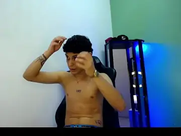 Stripchat Sex Chat of dilan_hott_