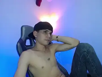 Stripchat Adult Webcams of dilan_hott_