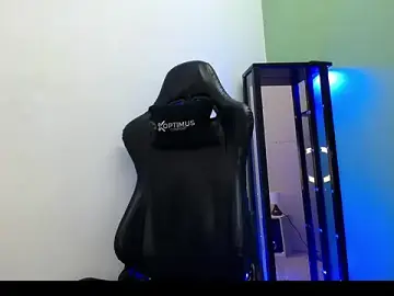 Stripchat Free Live Porn of dilan_hott_