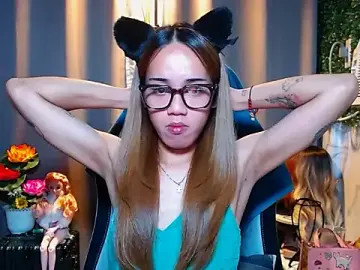 Stripchat Free Porn Cam of imadriana12