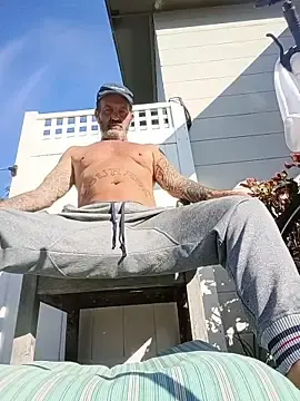 Stripchat Free Porn Cam of Hotbodyscottie