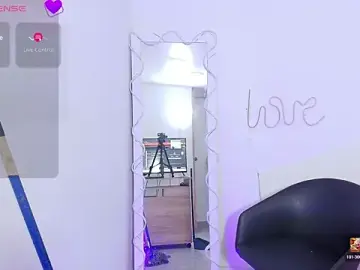 Stripchat Free Porn Cam of Sandyy_tay