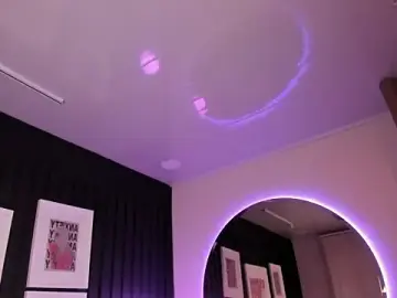 Stripchat Adult Webcams of leslie_thompson