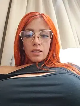 Stripchat Live Porn of Alis_xxx