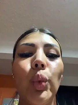 Stripchat Adult Video Chat of SALOOMEE__