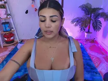 Stripchat Watch Live Sex Cams of SALOOMEE__