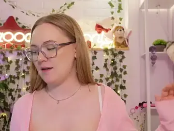 Stripchat Adult Webcam of MonicaAsis