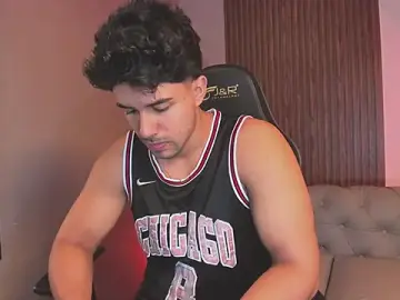 liam_collins21 from stripchat