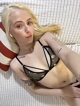 Stripchat Adult Webcam of Azure_Lane