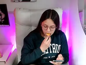 SamanthaRoldaan from stripchat