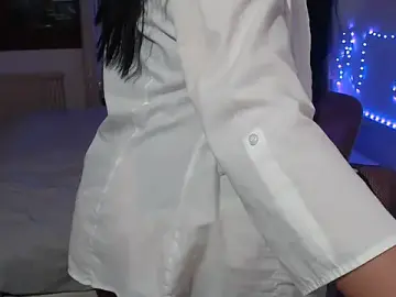 Stripchat Watch Live Sex Cams of LasolitaAuri