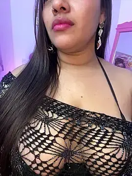 Stripchat Best Webcam of krishaa_