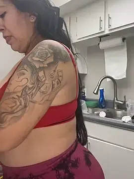 Stripchat Adult Webcams of latina_curvy22