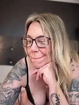 Stripchat Best Webcam of blondebitch2