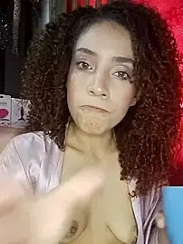 Stripchat Watch Live Sex Cams of Adriii_foxx2