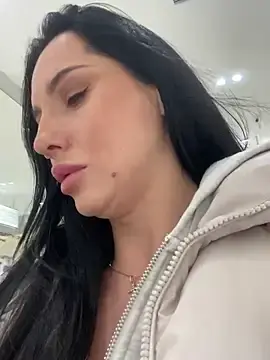 Stripchat Private Sex Chat of Roxana-Sexy