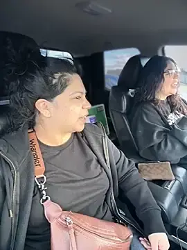 Stripchat Adult Webcam of kimmiakiss22