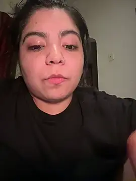 Stripchat Watch Live Sex Cams of kimmiakiss22