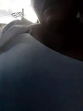 Stripchat Live Sex Cam of Horny-Mommy-Dirty