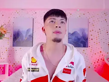 Stripchat Nude Webcam of Steev_Novoa