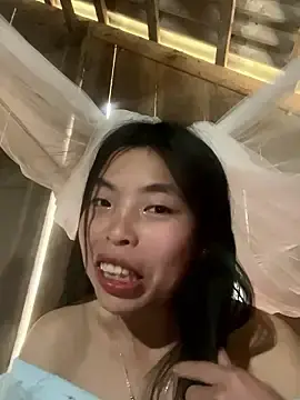 lux-su from stripchat