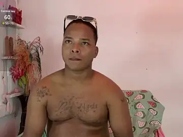 Stripchat Adult Webcams of _exoticcouple69_