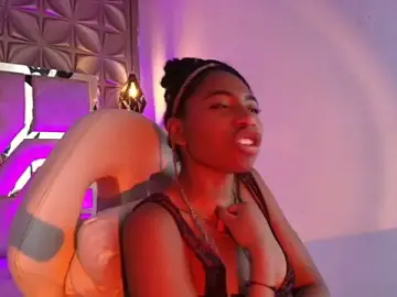 Stripchat Adult Video Chat of Queen_perla_