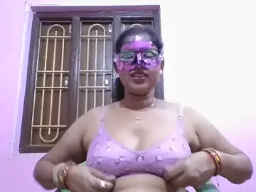 Stripchat Adult Webcams of kavya1