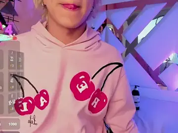 Stripchat Free Live Porn of OliIverr22