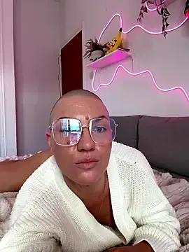 Stripchat Watch Live Sex Cams of PaulinaSchubert1