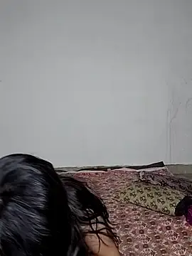 Heena-143 from stripchat