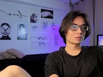 Stripchat Sex Cam of davoxer