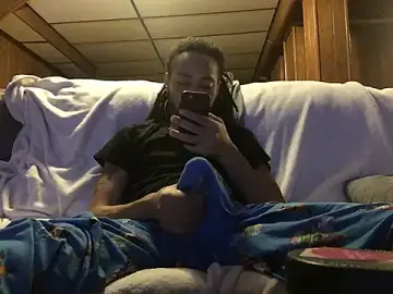 Stripchat Live Sex Cam of givemeabreak34