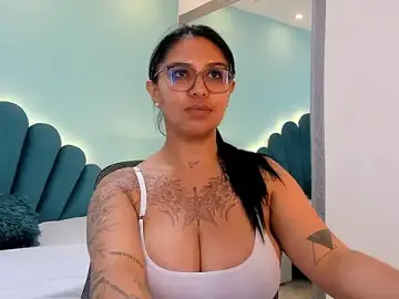 Stripchat Live Sex of sharlott18