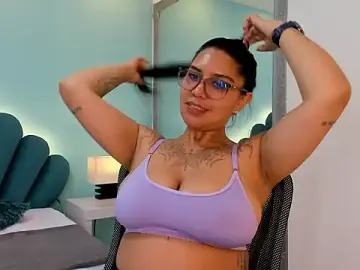 Stripchat Watch Live Sex Cams of sharlott18