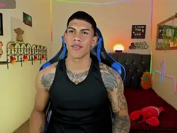 Stripchat Best Webcam of Damian_latinxxx