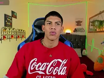 Stripchat Nude Webcam of Damian_latinxxx