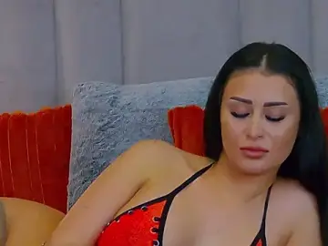 Stripchat Sex Cam of EmyLaveau