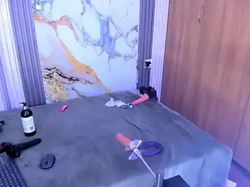 Stripchat Nude Webcam of monick_hot