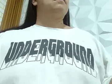 Stripchat Free Live Porn of monick_hot