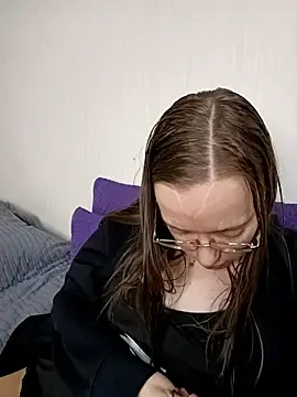 Stripchat Adult Webcam of Aelita_bb