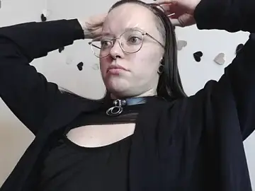 Aelita_bb from stripchat