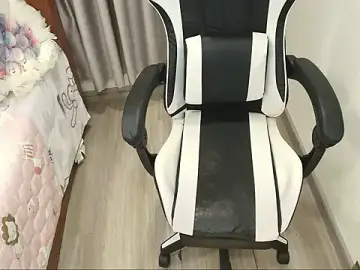 Stripchat Live Sex Cam of Bae_Gigii