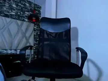 Stripchat Free Porn Cam of juan_jsmith