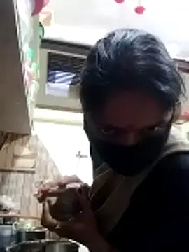 Stripchat Adult Webcam of kaamuk_madhu