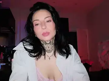 -_Alice from stripchat