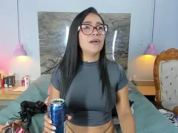 Stripchat Live Sex Cam of Darla_Jackson