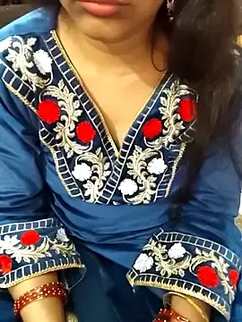 Stripchat Free Porn Cam of O_My_GoodnesS